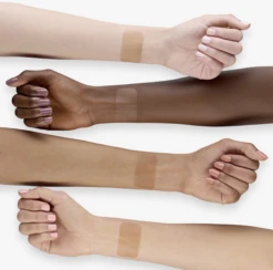 Essence Baby Got Bronze Bronzing Stick 10 -Hautpflegeprodukte MAM 10332629 SHOP IMAGE 1.4