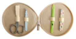 4-teiliges Kinder-Maniküre-Etui 12 4-teiliges Kinder-Maniküre-Etui -Hautpflegeprodukte MAM 8689912 SHOP IMAGE 1.4